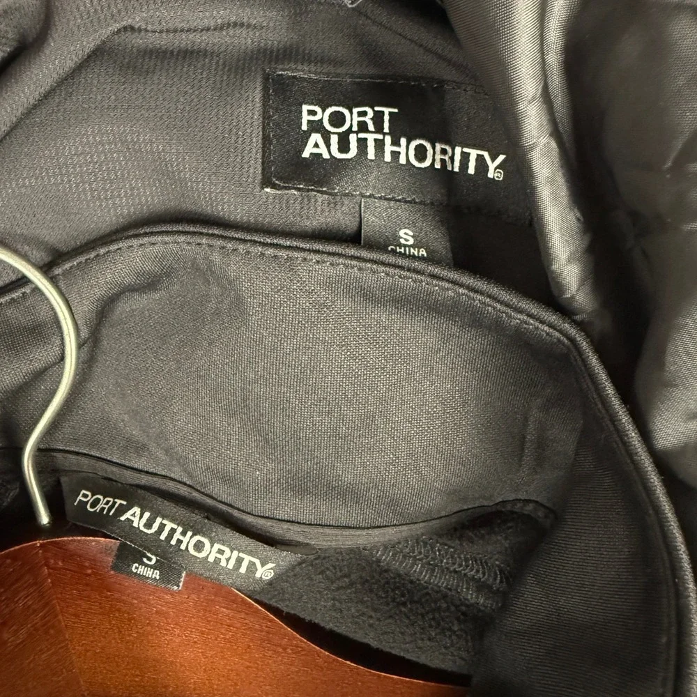 Port Authority Mens S Softshell 2 in 1 Jacket ACI Jet Logo‎ Hooded Flag Patch